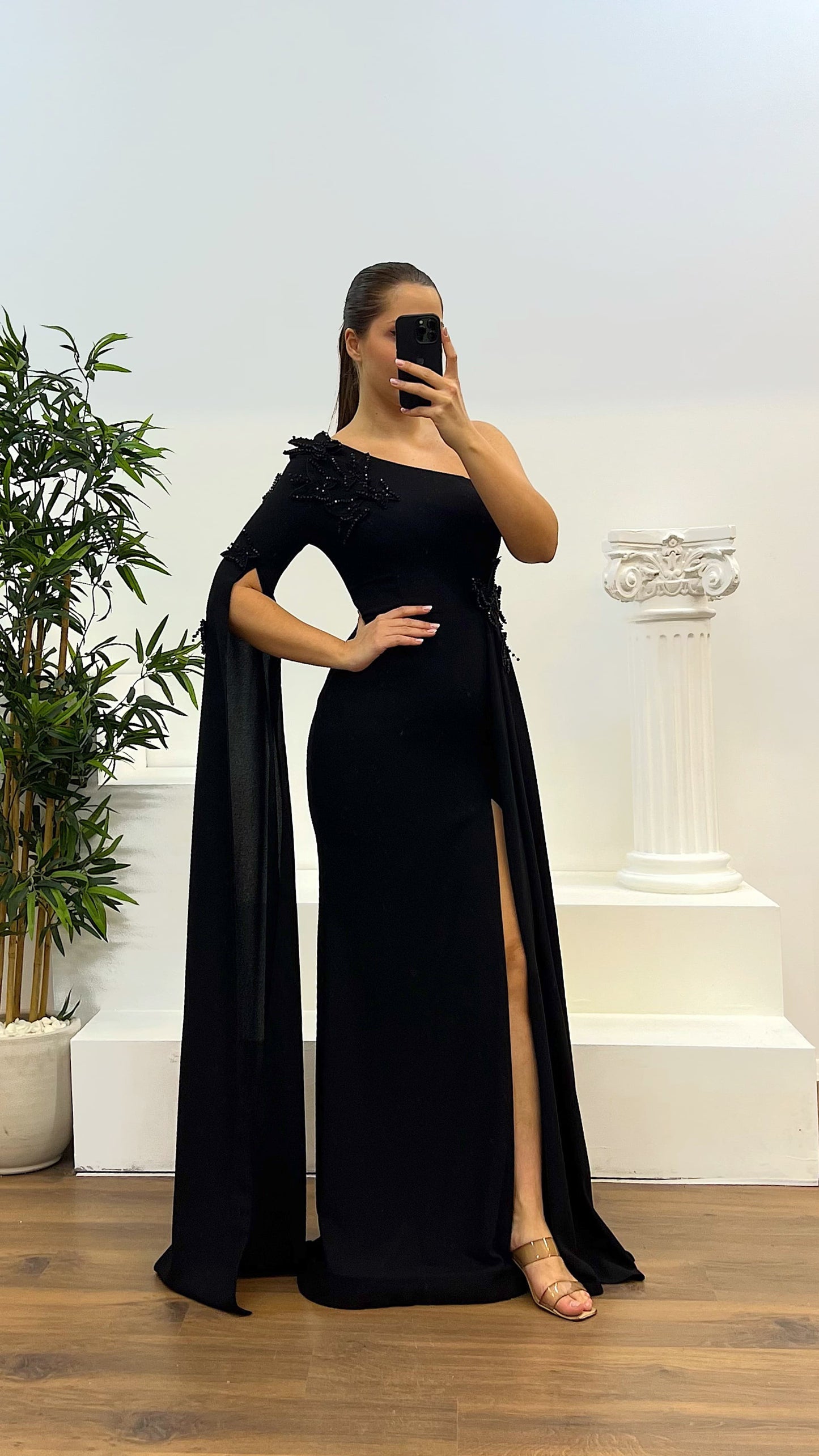 35145- CLAUDIA'S DRESS (PLUS SIZE)