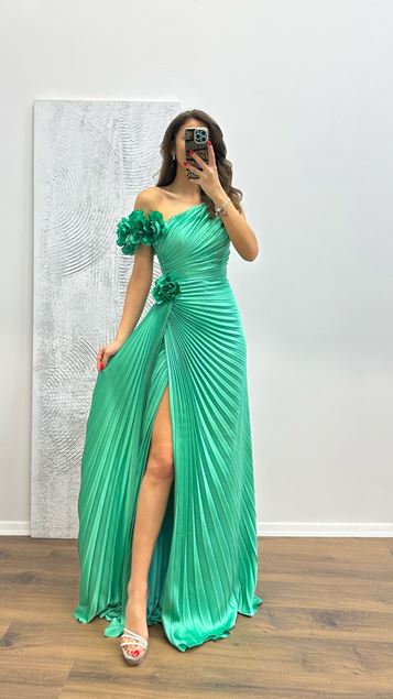 35445- NORA'S DRESS